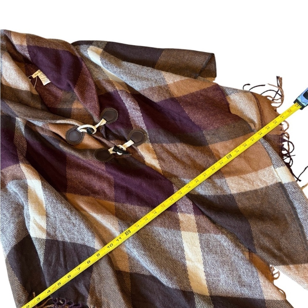 NWT Moss Rose Brown, Tan, and Gold Poncho with Frayed Ends - Picture 9 of 10